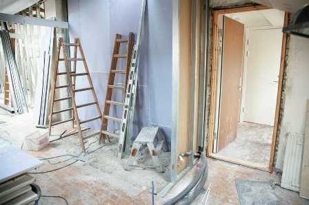 Важные этапы ремонта: отделка стен, пола и потолка